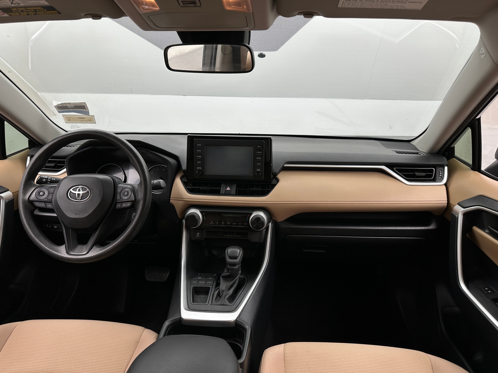 Thumbnail: 2019 Toyota RAV4 - 3