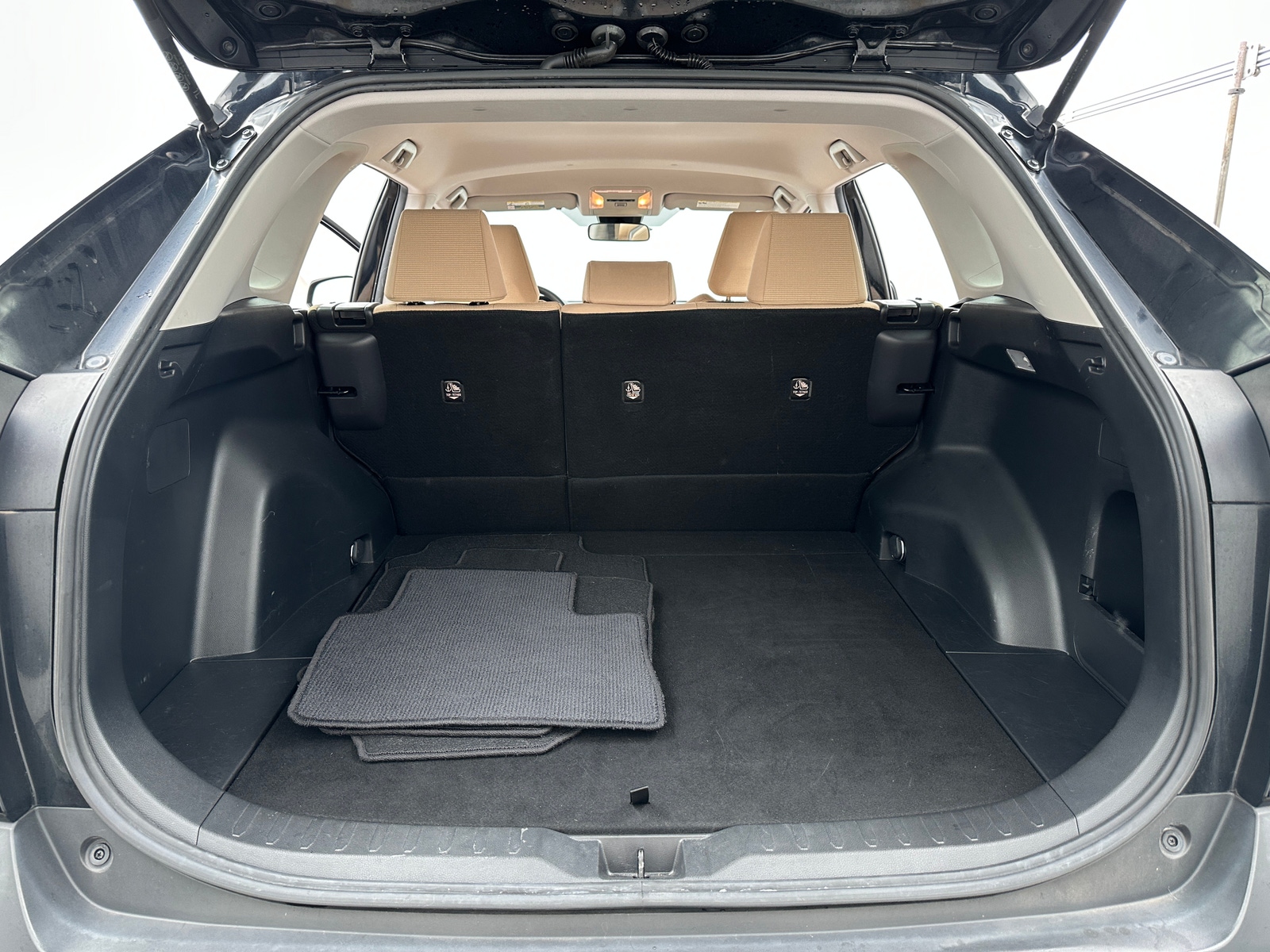 Thumbnail: 2019 Toyota RAV4 - 7