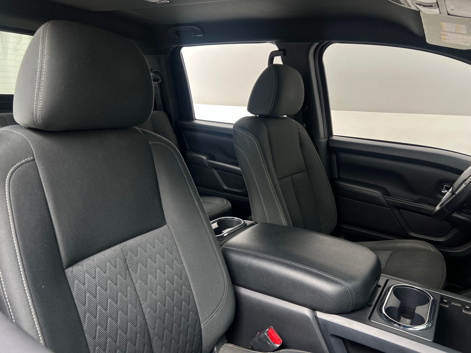 Thumbnail: 2019 Nissan Titan - 2