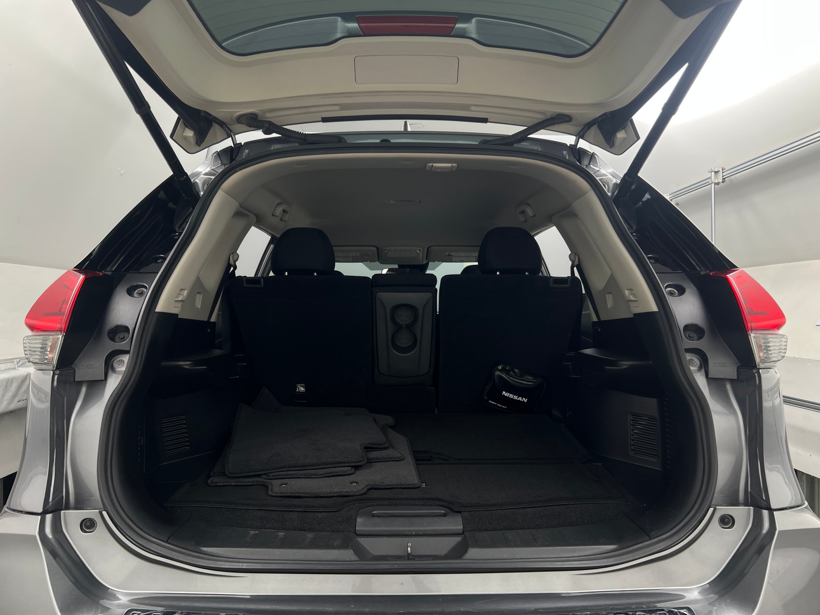 Thumbnail: 2019 Nissan Rogue - 7