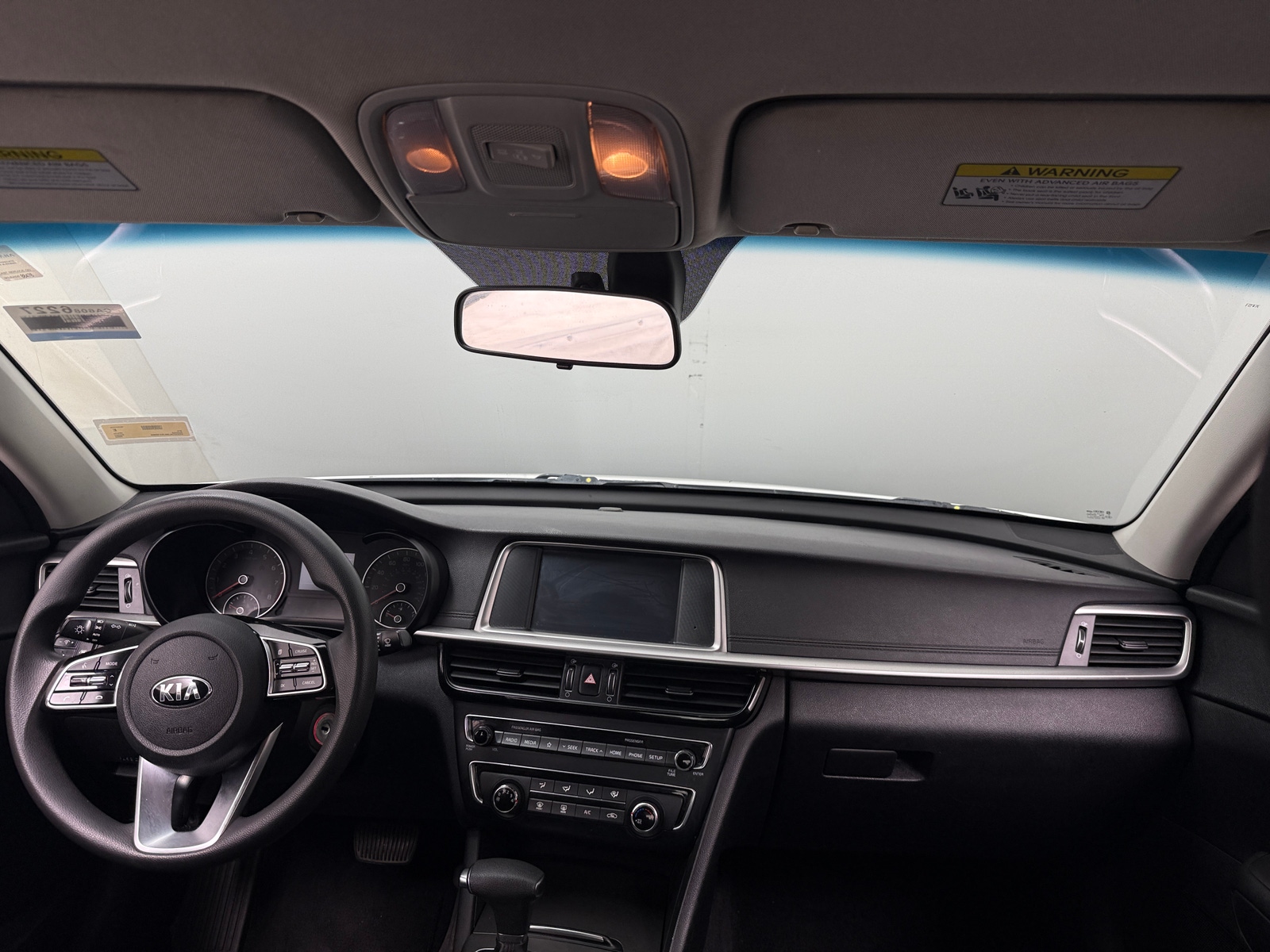 Thumbnail: 2020 Kia Optima - 3