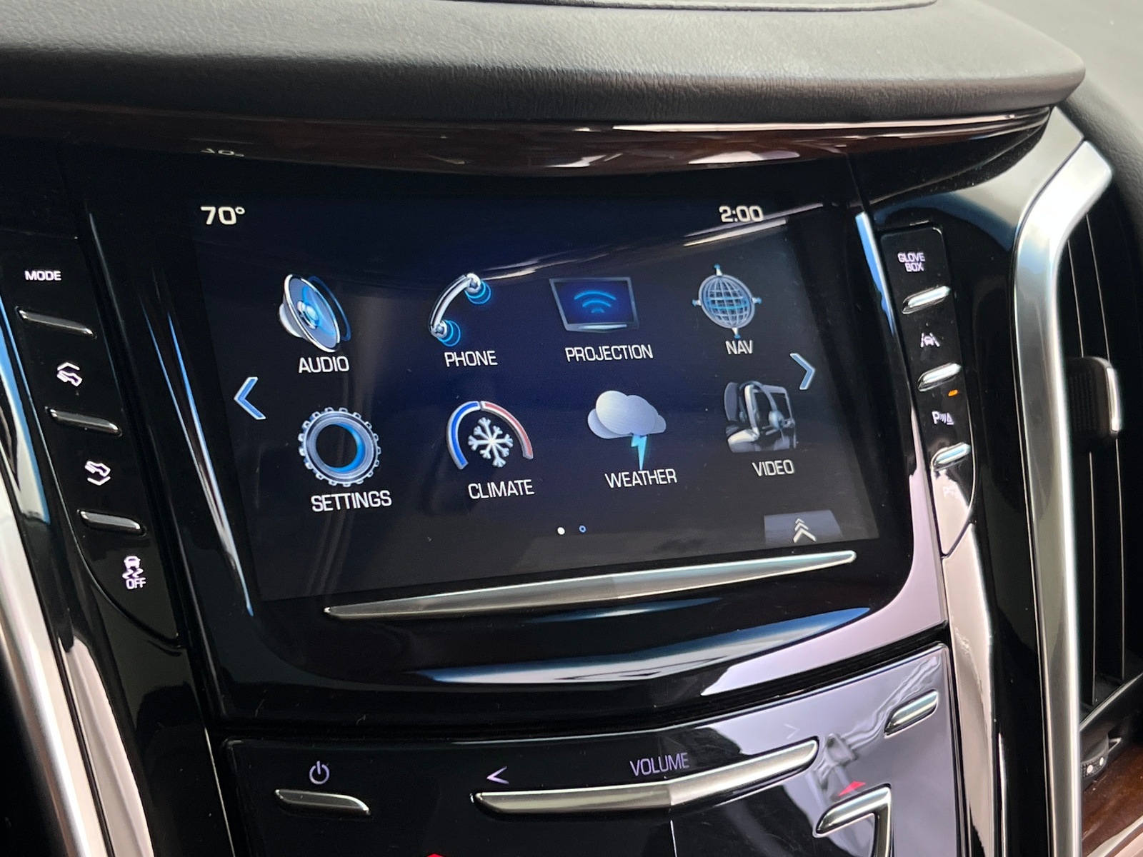 Thumbnail: 2019 Cadillac Escalade - 3