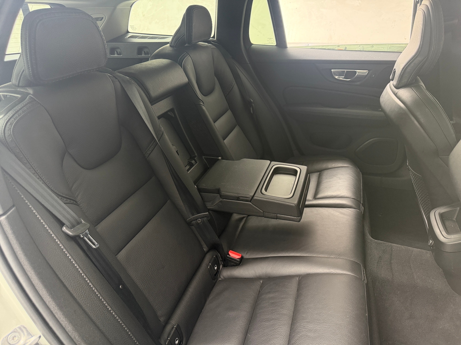 Thumbnail: 2020 Volvo V60 - 5