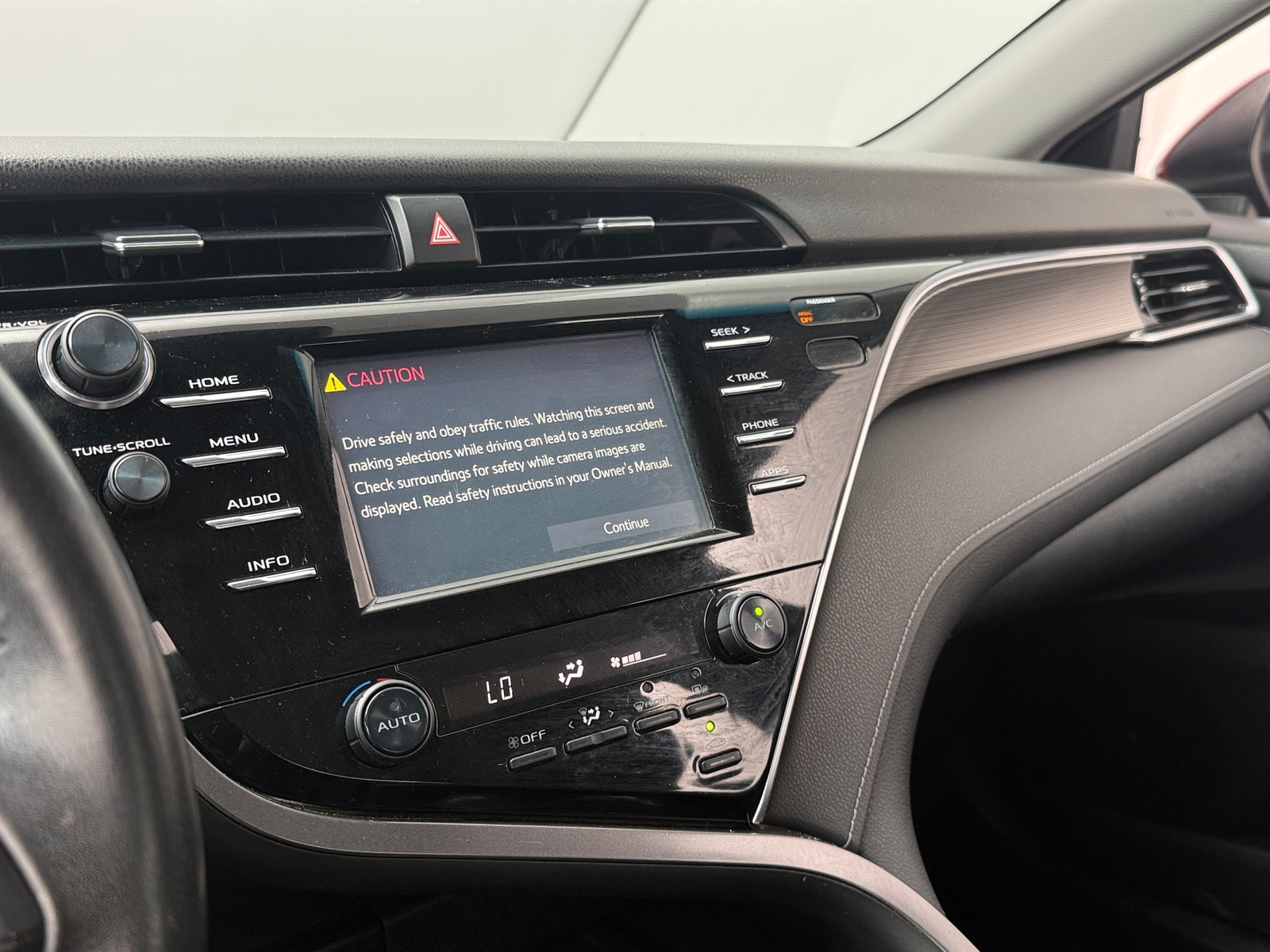 Thumbnail: 2018 Toyota Camry - 4