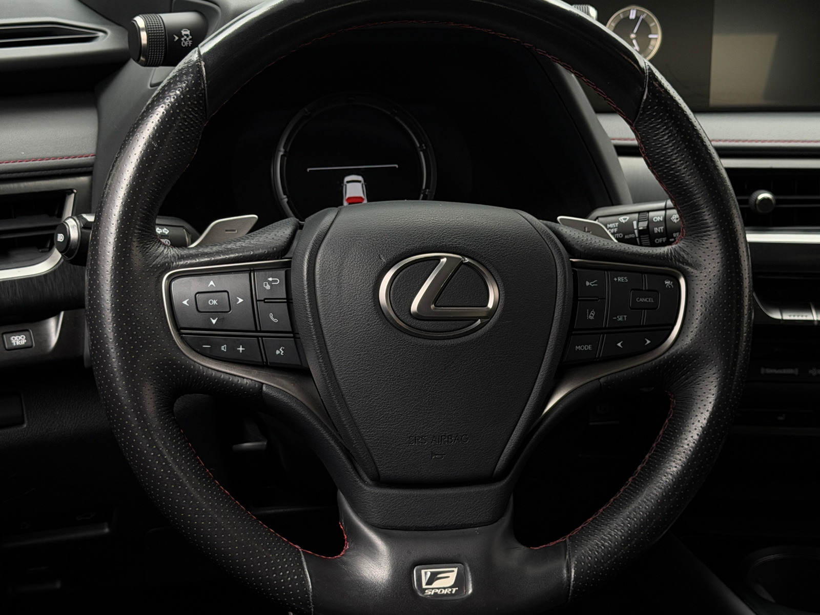 Thumbnail: 2019 Lexus UX - 4