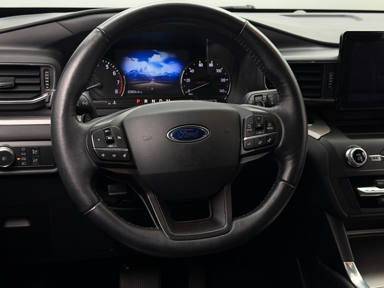 Thumbnail: 2020 Ford Explorer - 4