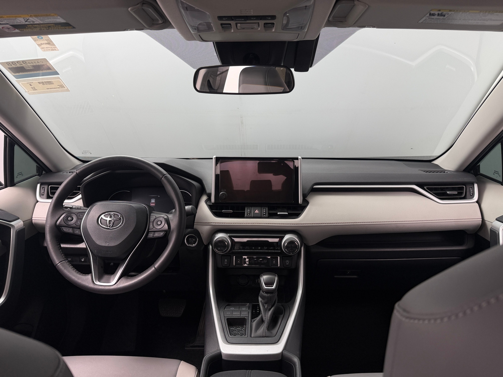 Thumbnail: 2025 Toyota RAV4 - 3
