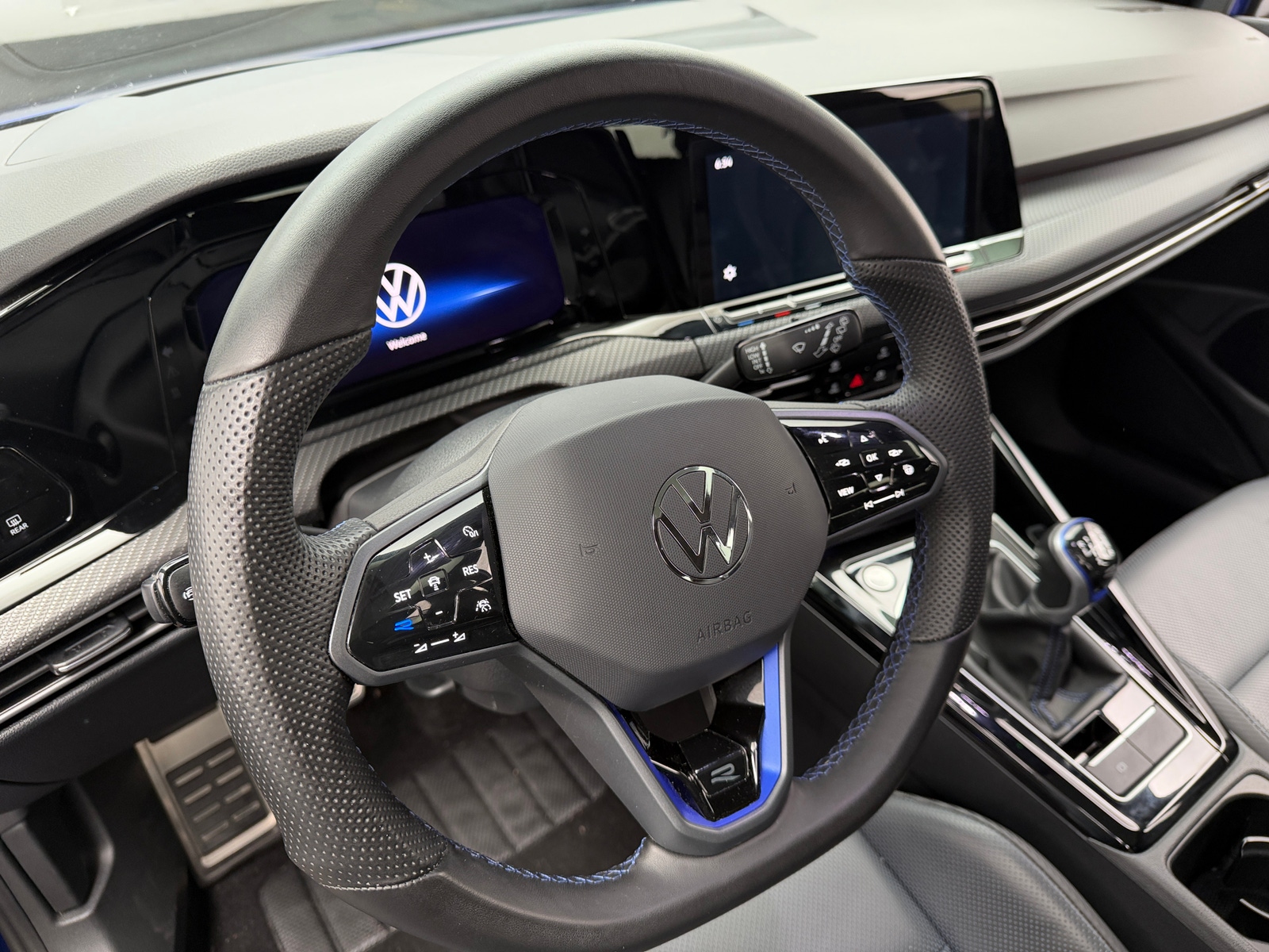 Thumbnail: 2024 Volkswagen Golf - 5