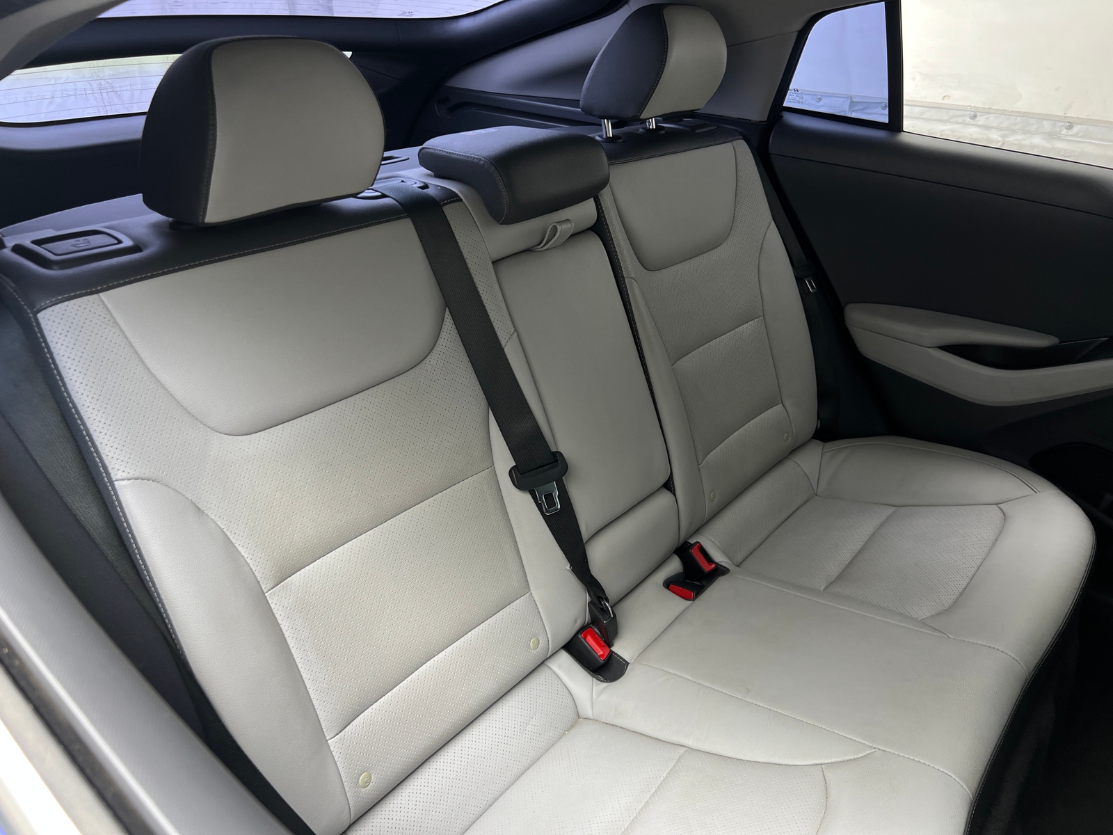 Thumbnail: 2022 Hyundai Ioniq - 5