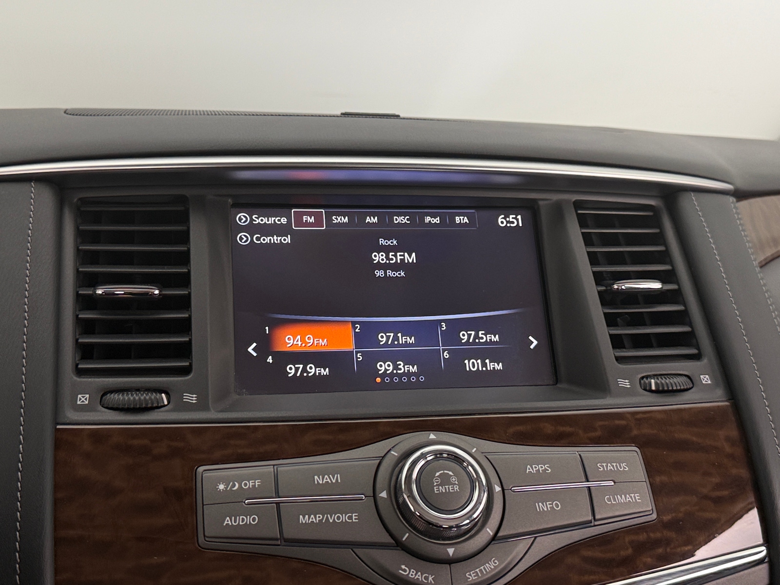 Thumbnail: 2020 Nissan Armada - 4
