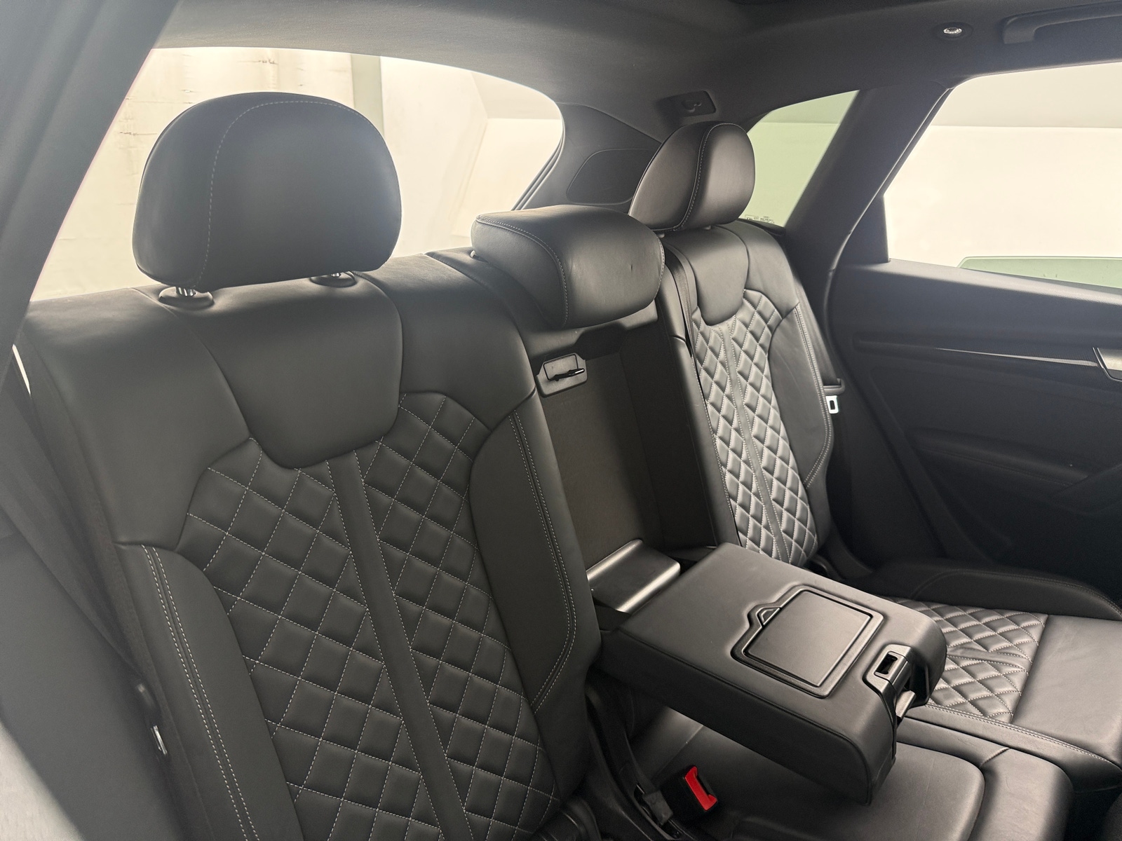 Thumbnail: 2021 Audi SQ5 - 6