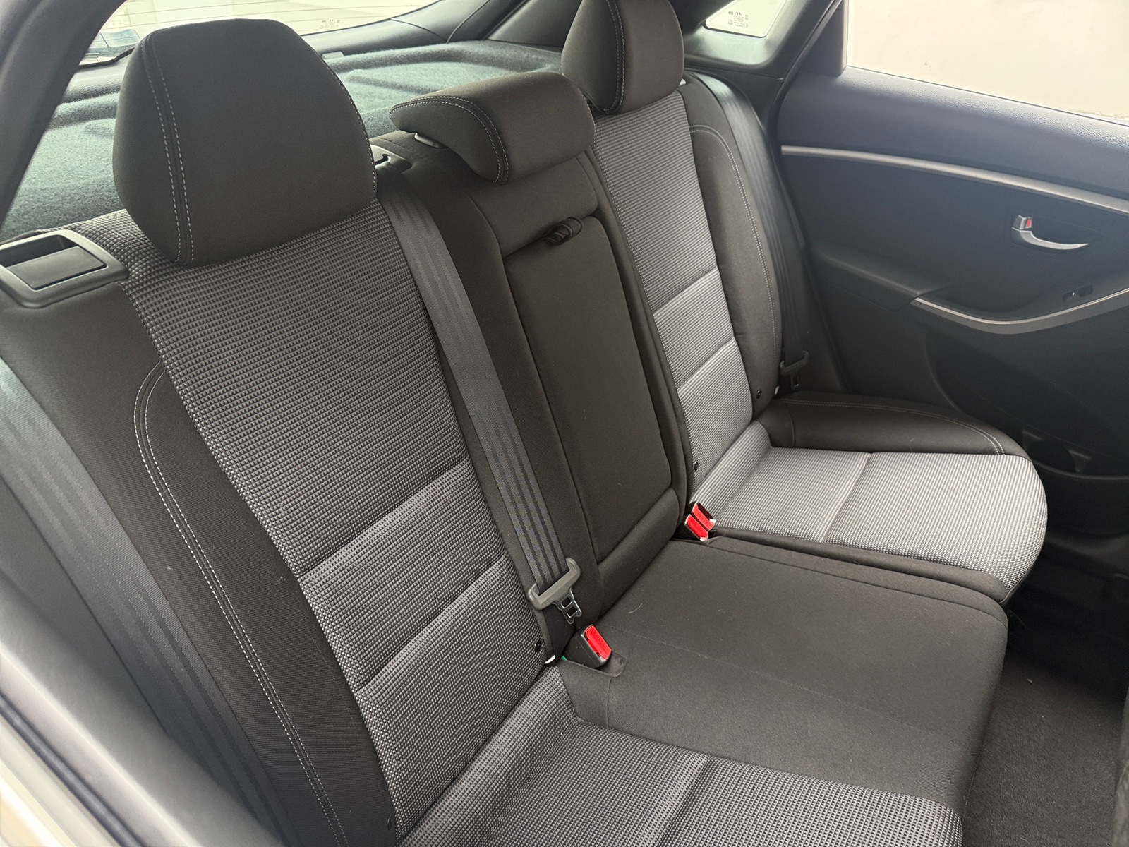 Thumbnail: 2016 Hyundai Elantra - 5