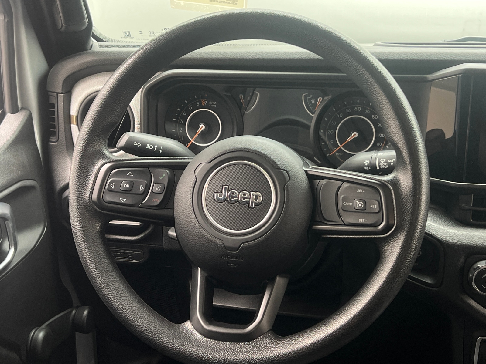 Thumbnail: 2024 Jeep Gladiator - 5