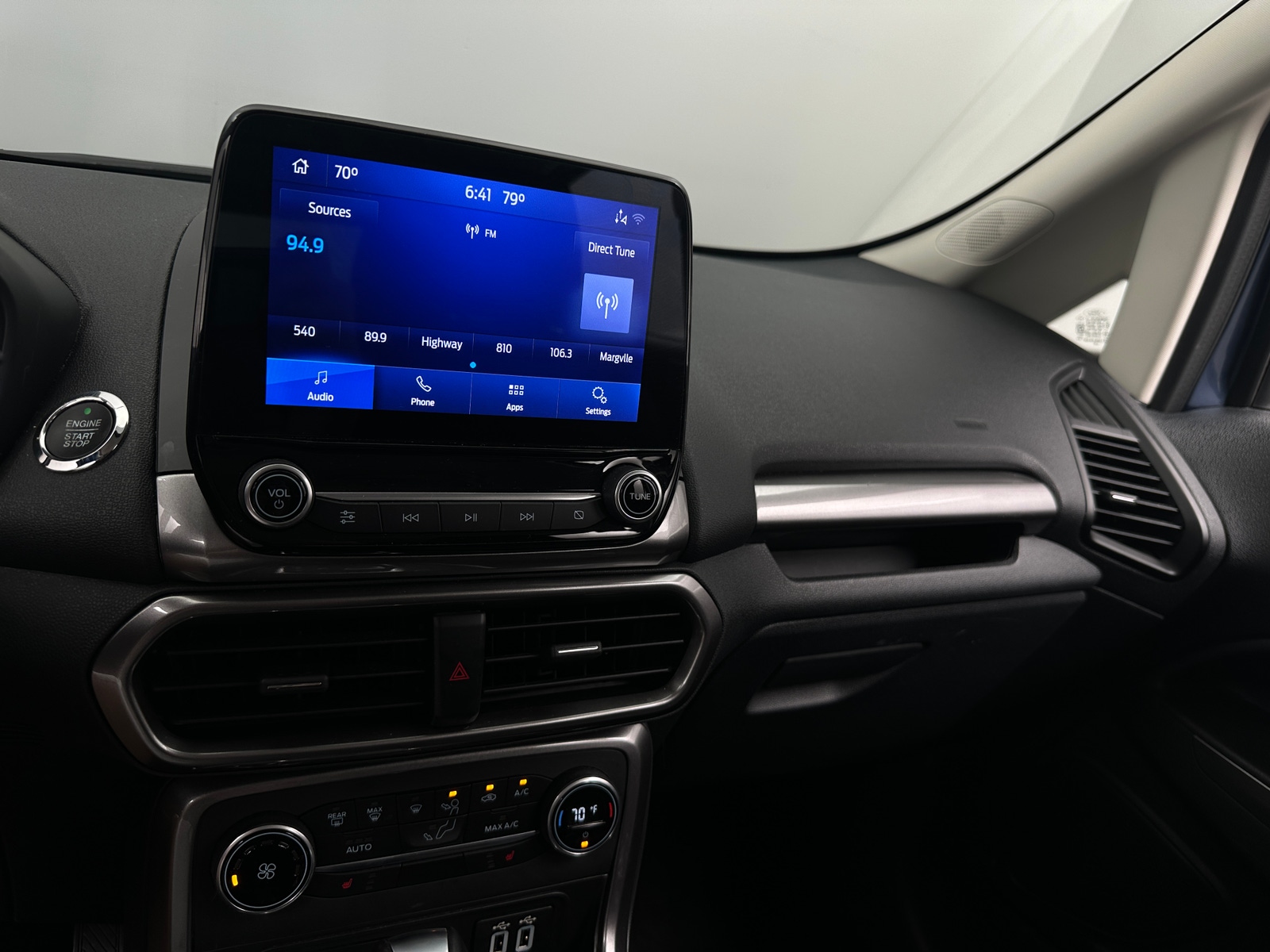 Thumbnail: 2022 Ford EcoSport - 4