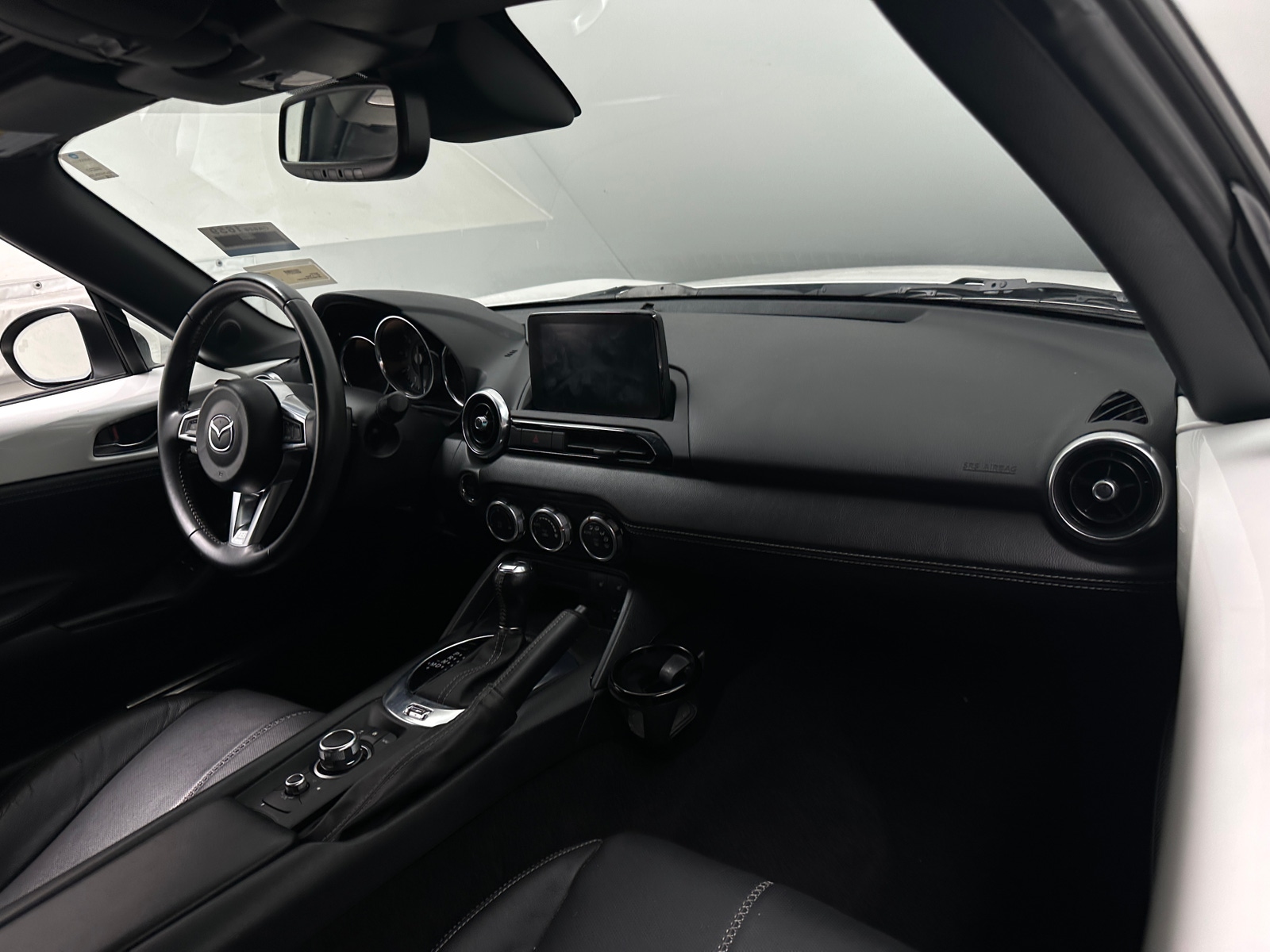 Thumbnail: 2020 Mazda MX-5 Miata - 2
