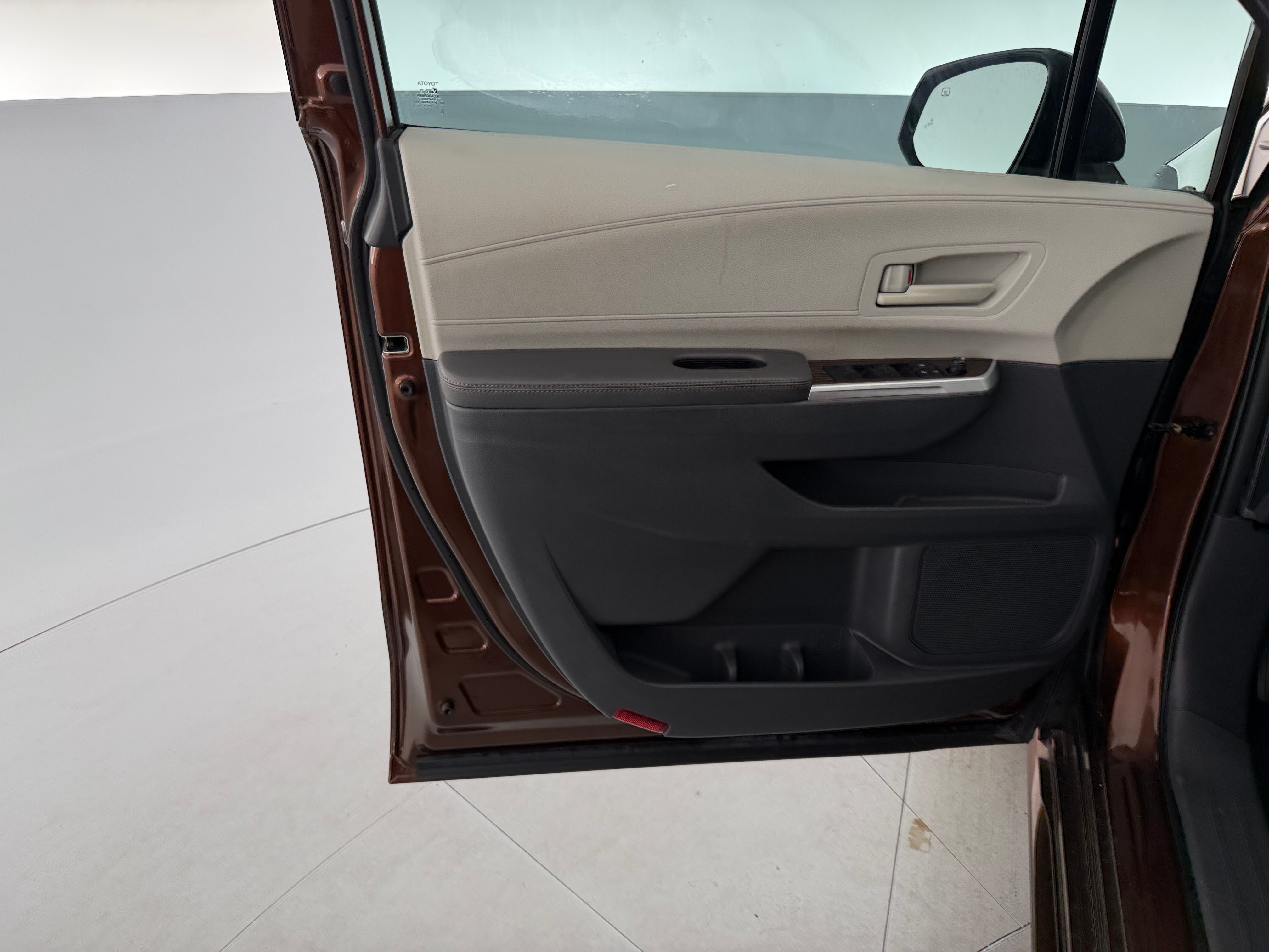 2023 Toyota Sienna