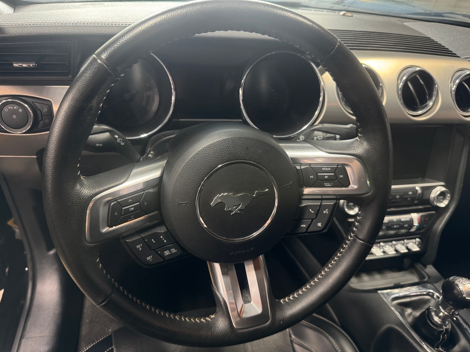Thumbnail: 2015 Ford Mustang - 4
