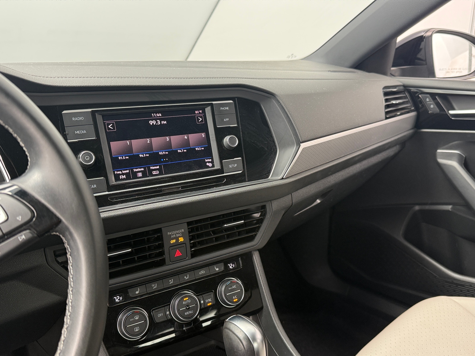 Thumbnail: 2019 Volkswagen Jetta - 4