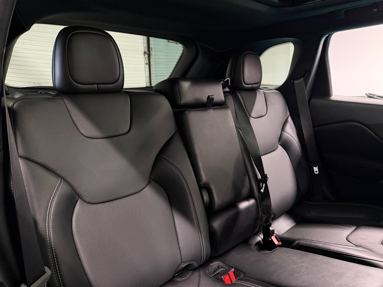 Thumbnail: 2021 Jeep Cherokee - 5