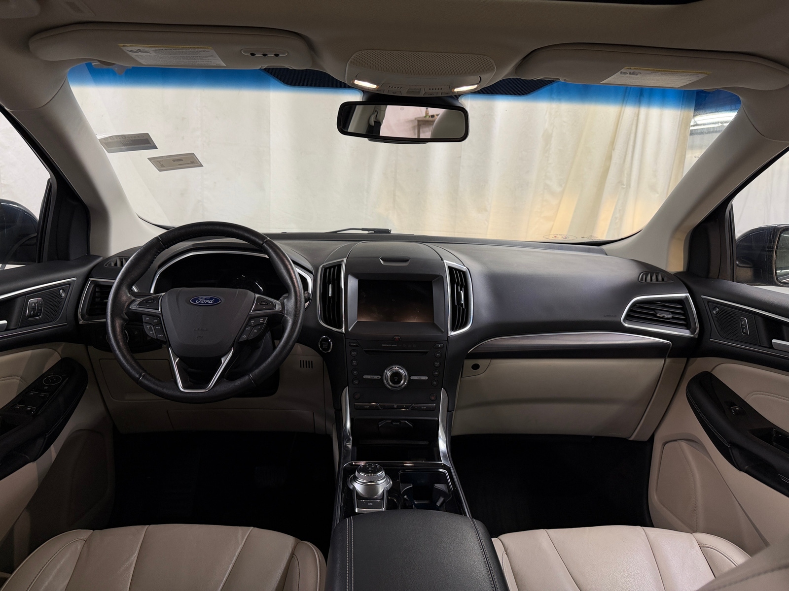 Thumbnail: 2019 Ford Edge - 2