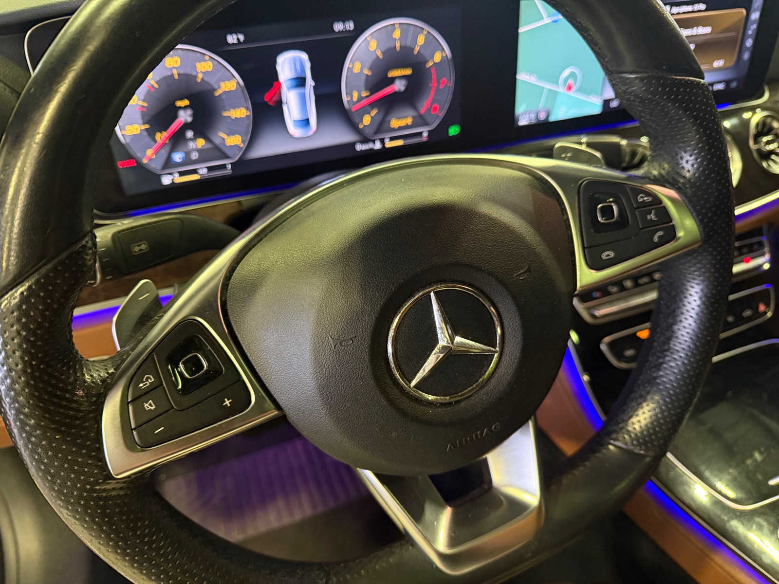 Thumbnail: 2018 Mercedes-Benz E-Class - 3