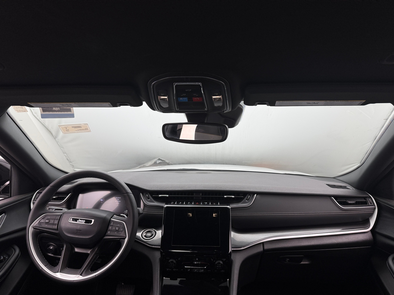 Thumbnail: 2023 Jeep Grand Cherokee L - 2