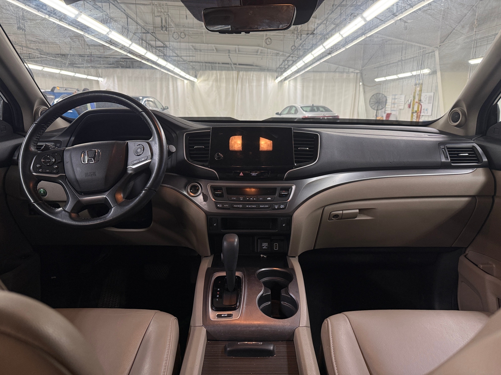Thumbnail: 2020 Honda Pilot - 3
