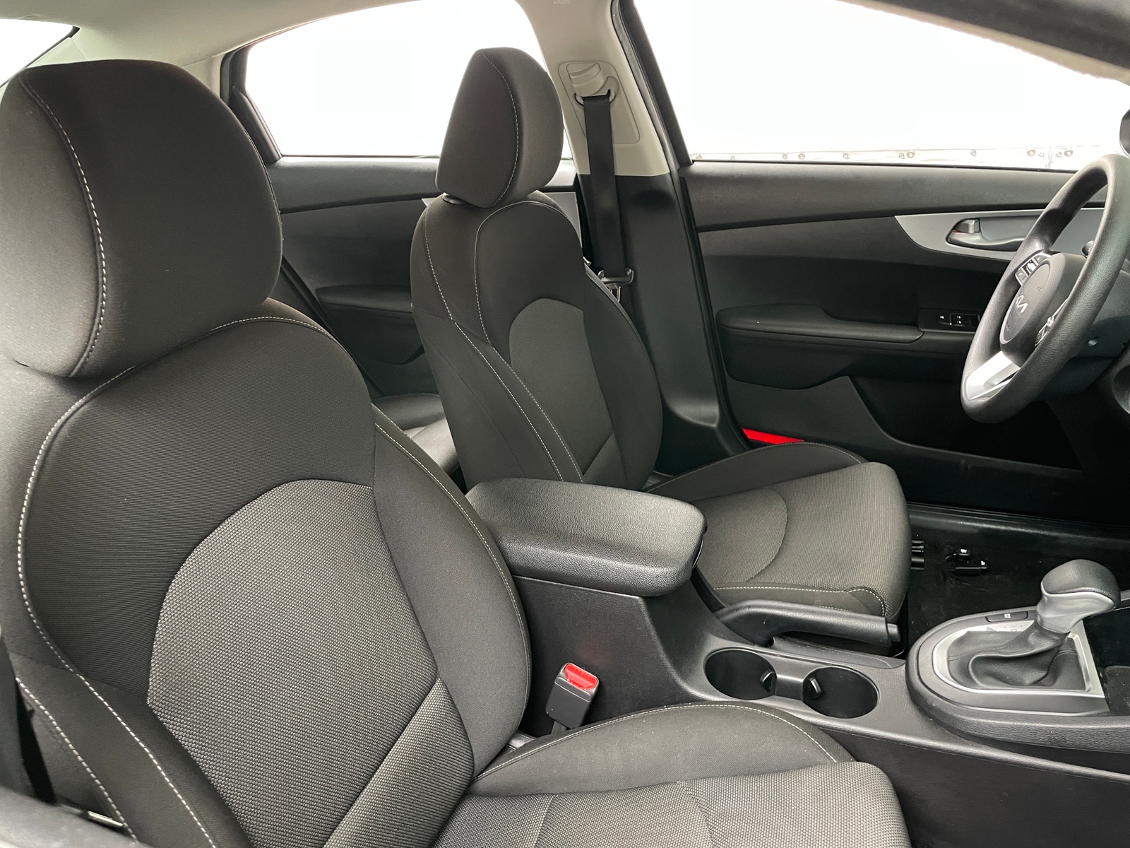 Thumbnail: 2023 Kia Forte - 2