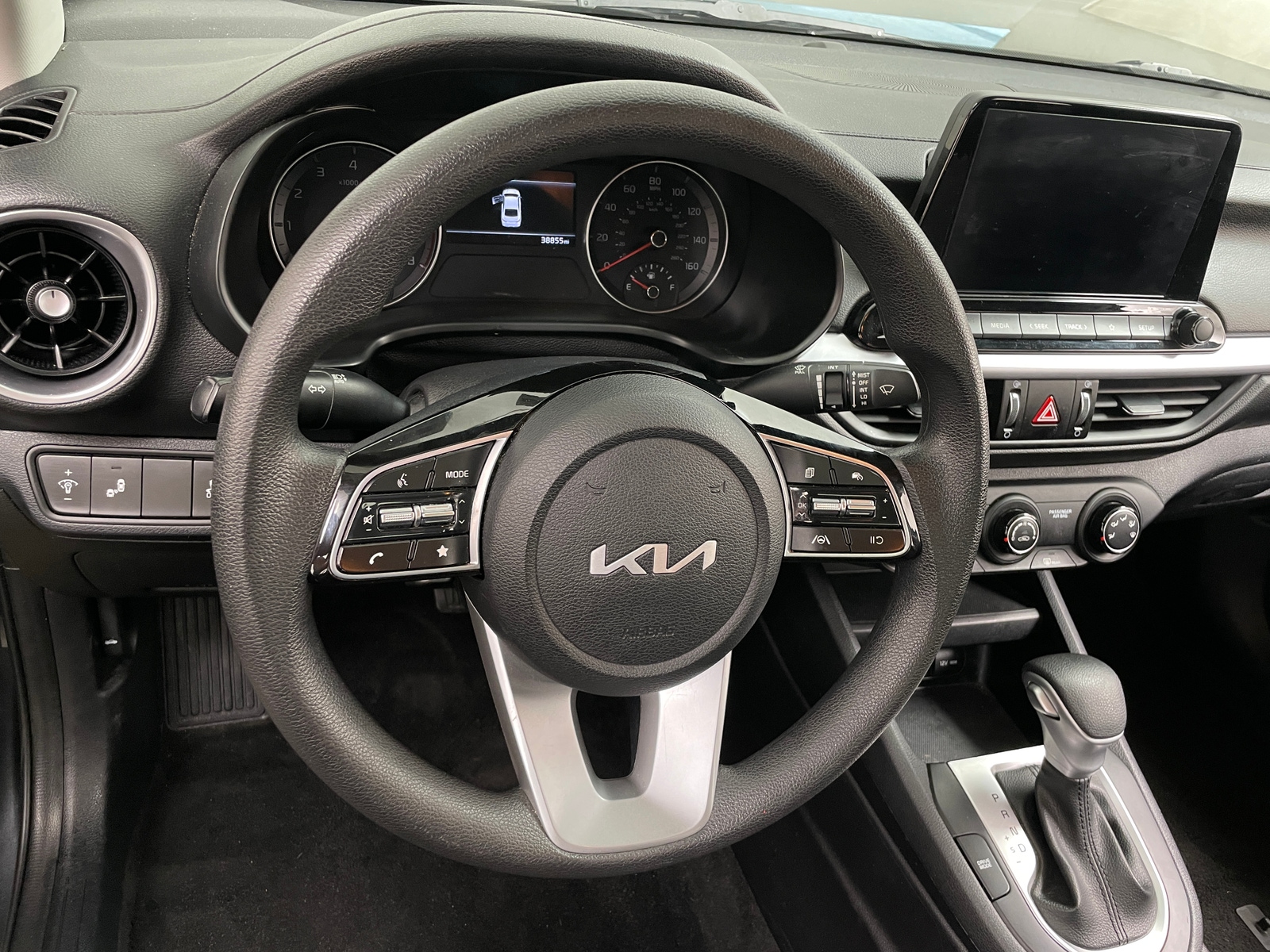 Thumbnail: 2023 Kia Forte - 5