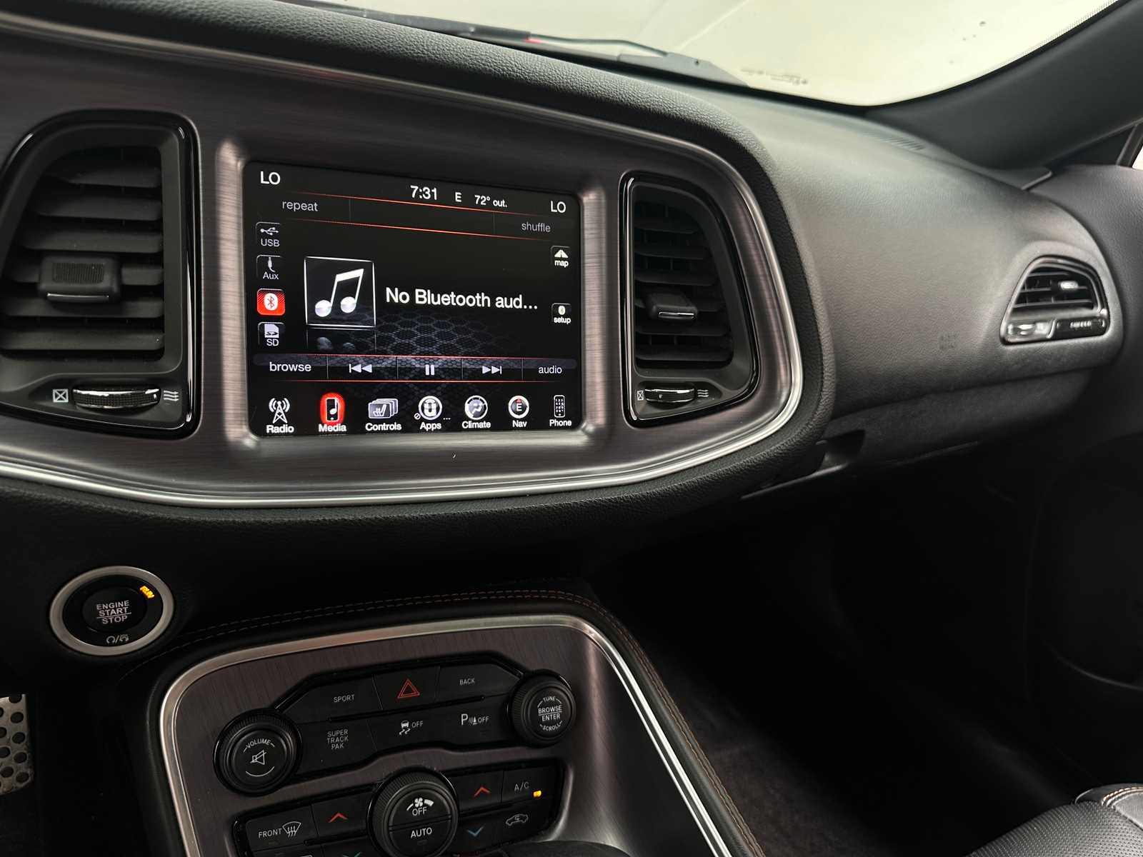 Thumbnail: 2016 Dodge Challenger - 2