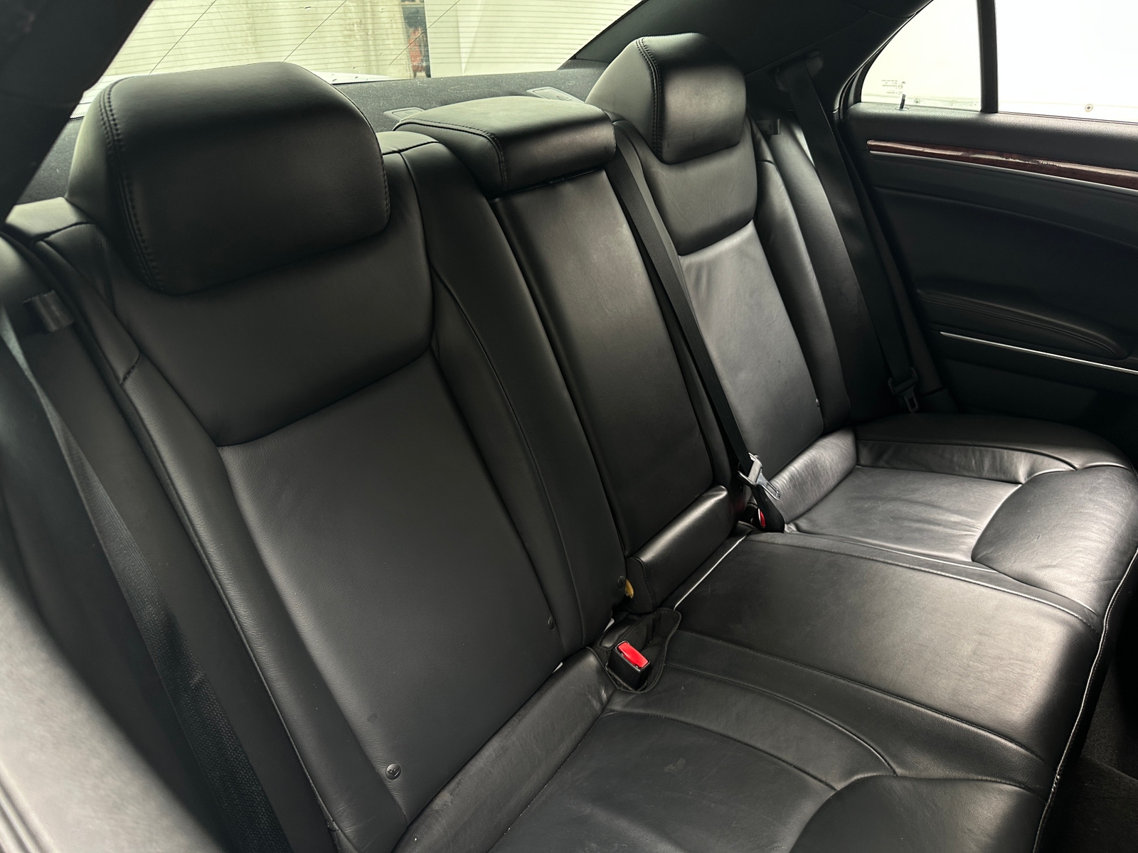 Thumbnail: 2014 Chrysler 300 - 5