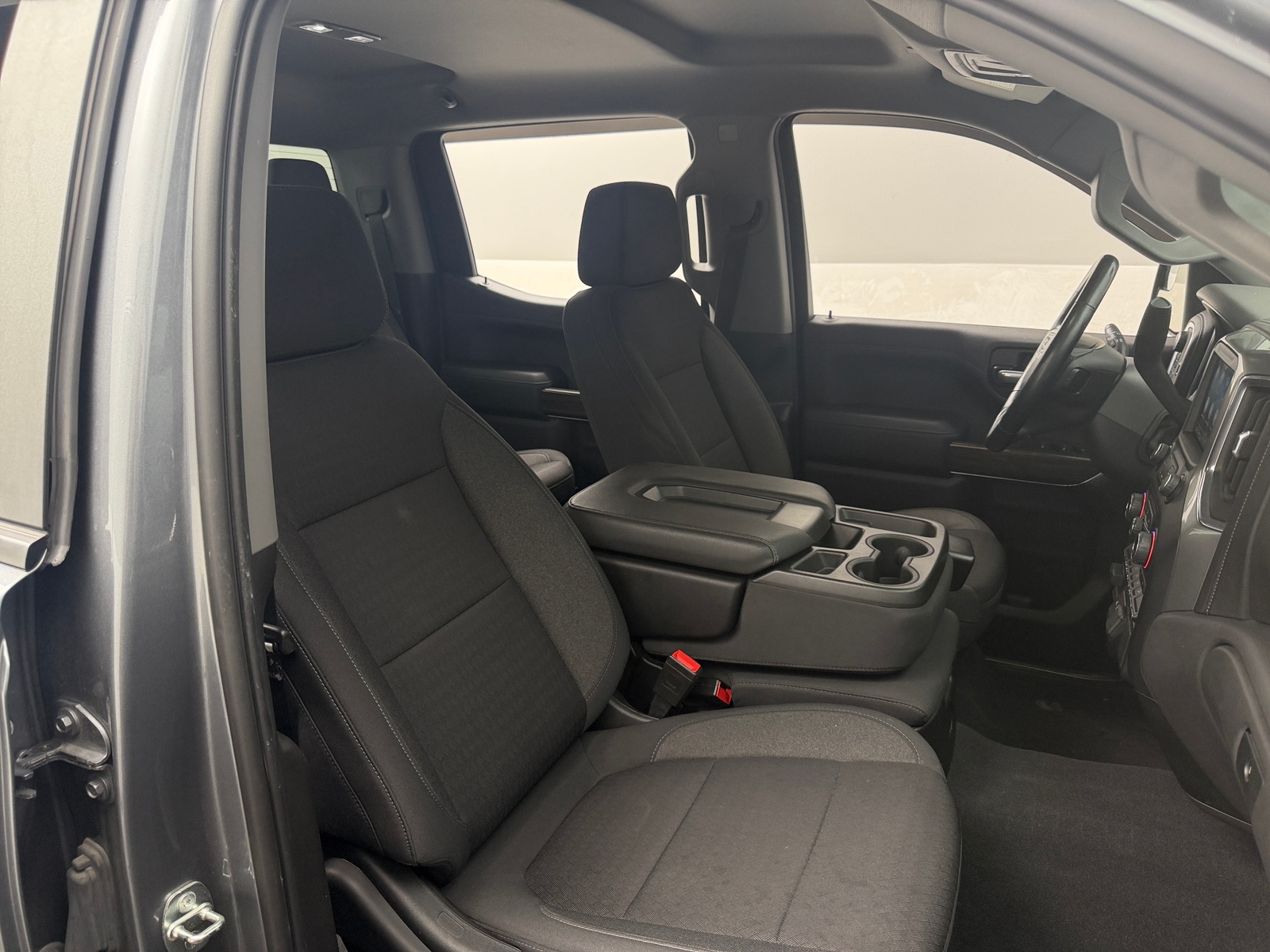 Thumbnail: 2021 Chevrolet Silverado 1500 - 2