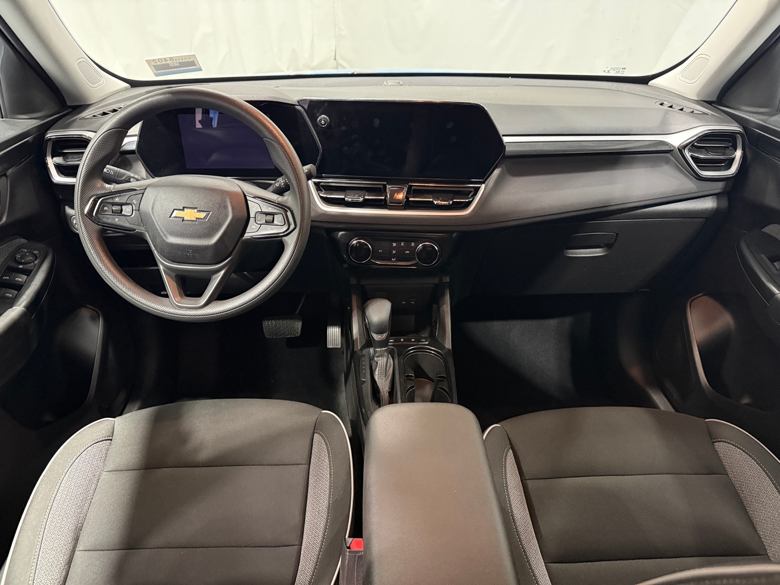 Thumbnail: 2025 Chevrolet TrailBlazer - 3