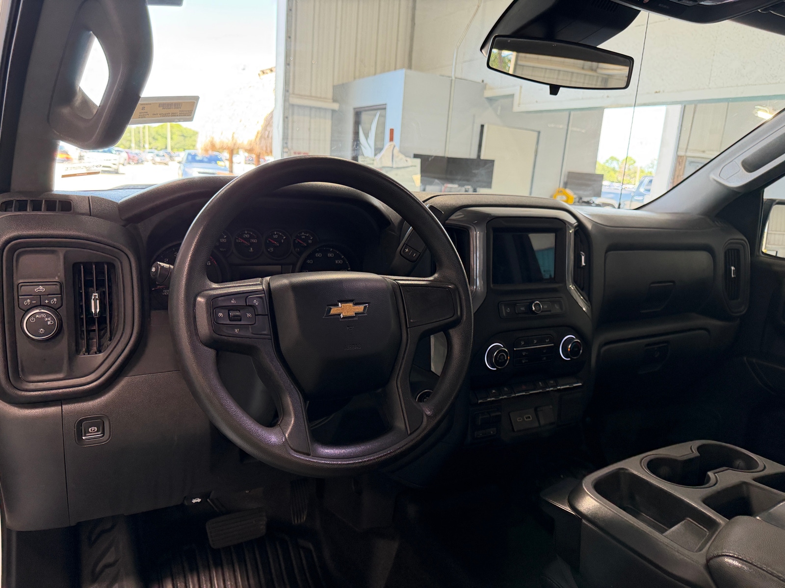 Thumbnail: 2024 Chevrolet Silverado 1500 - 3
