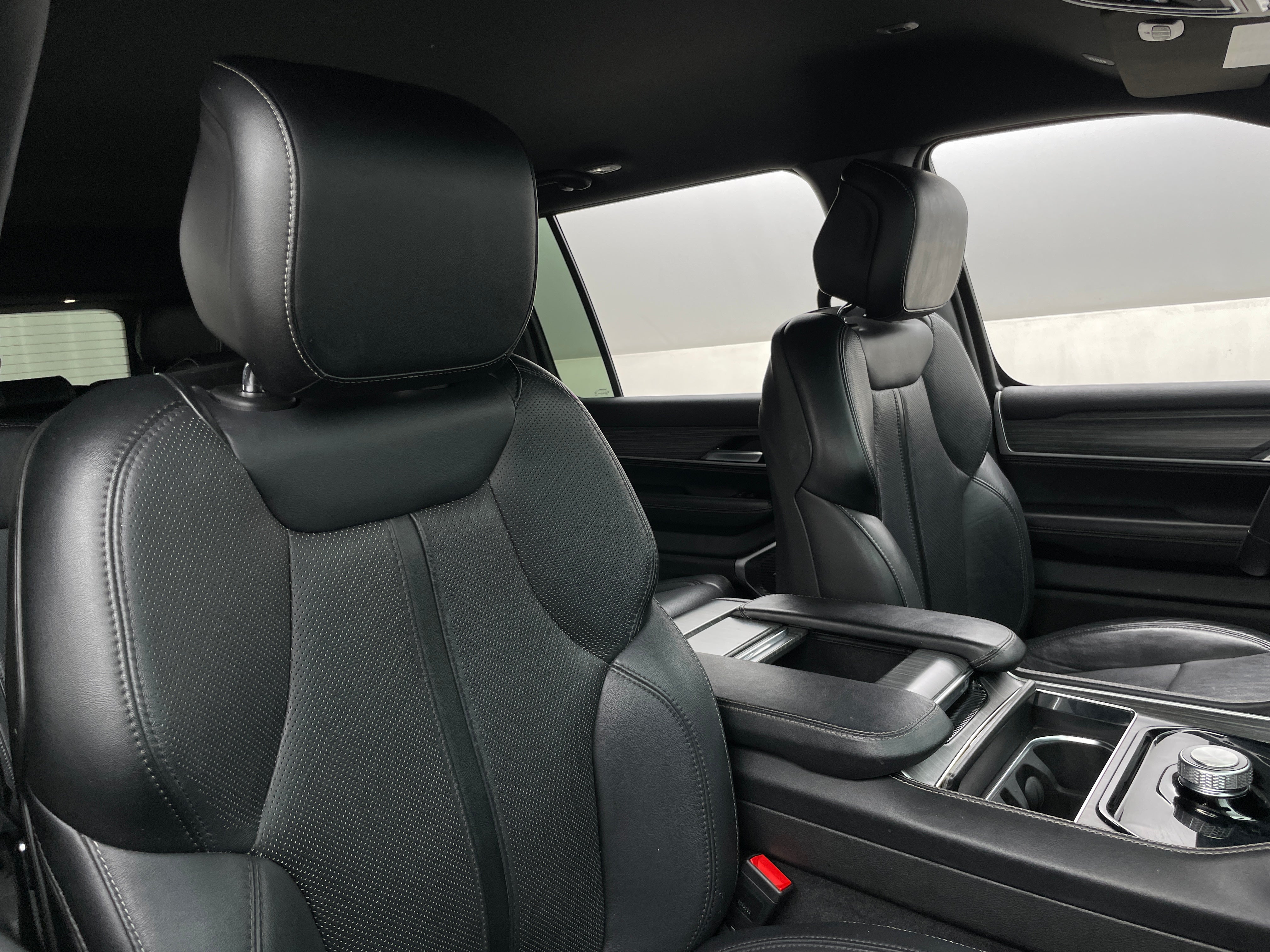 2024 Jeep Wagoneer