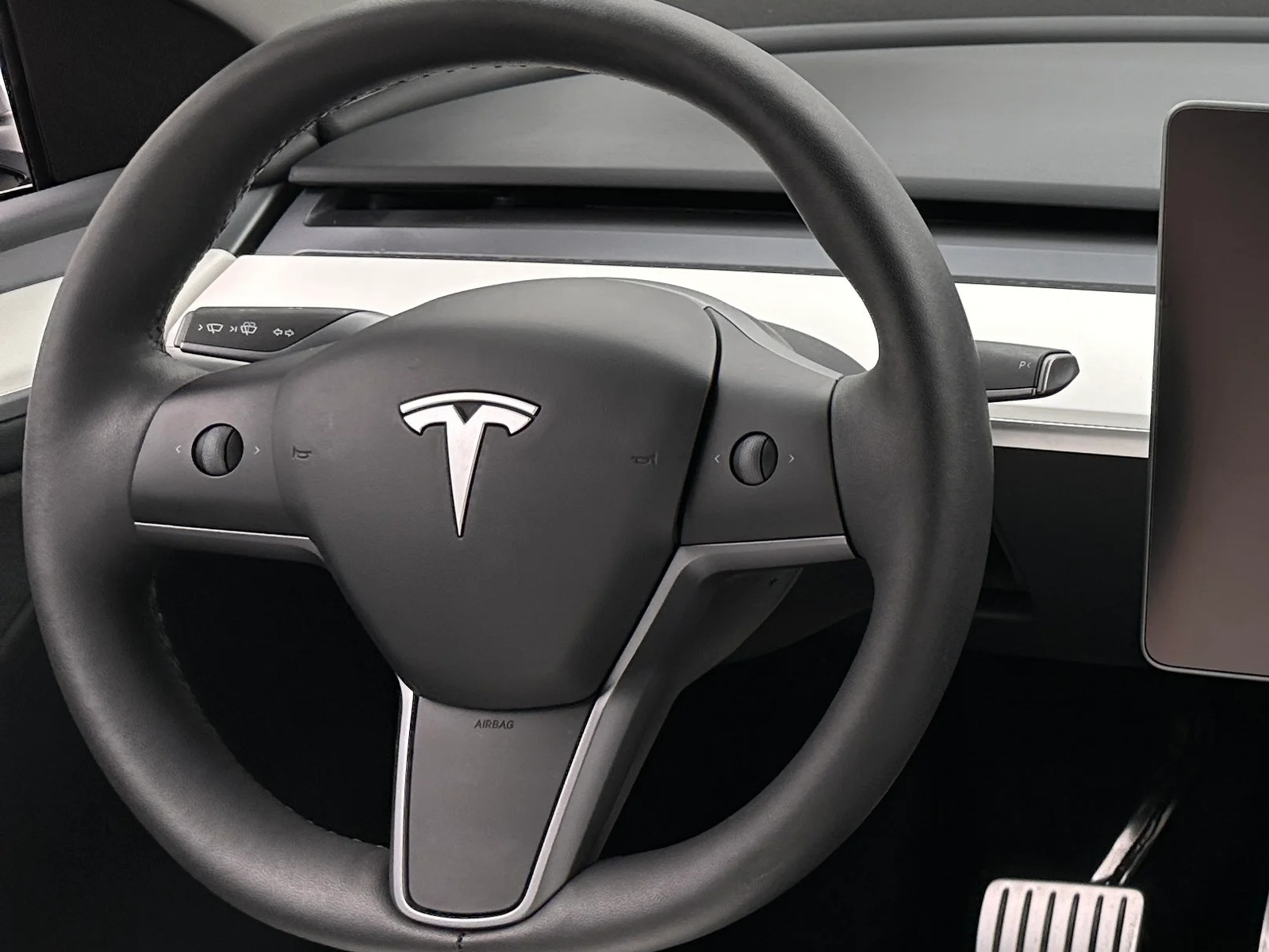 Thumbnail: 2024 Tesla Model Y - 4