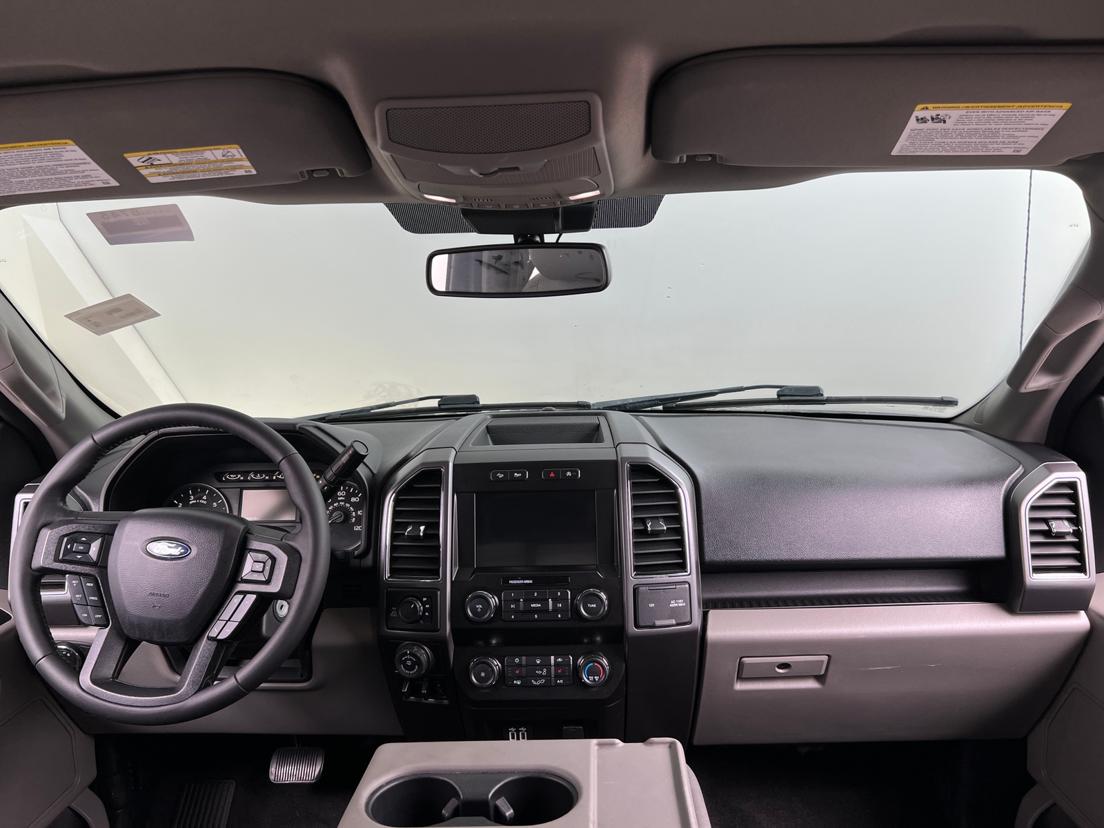 Thumbnail: 2020 Ford Econoline - 3