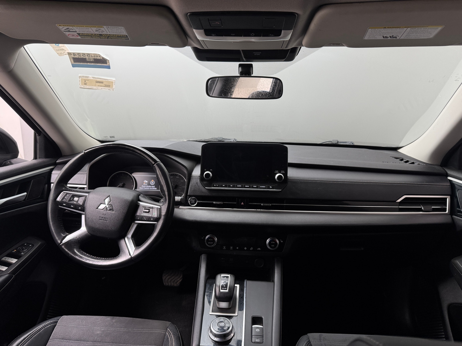 Thumbnail: 2022 Mitsubishi Outlander - 2