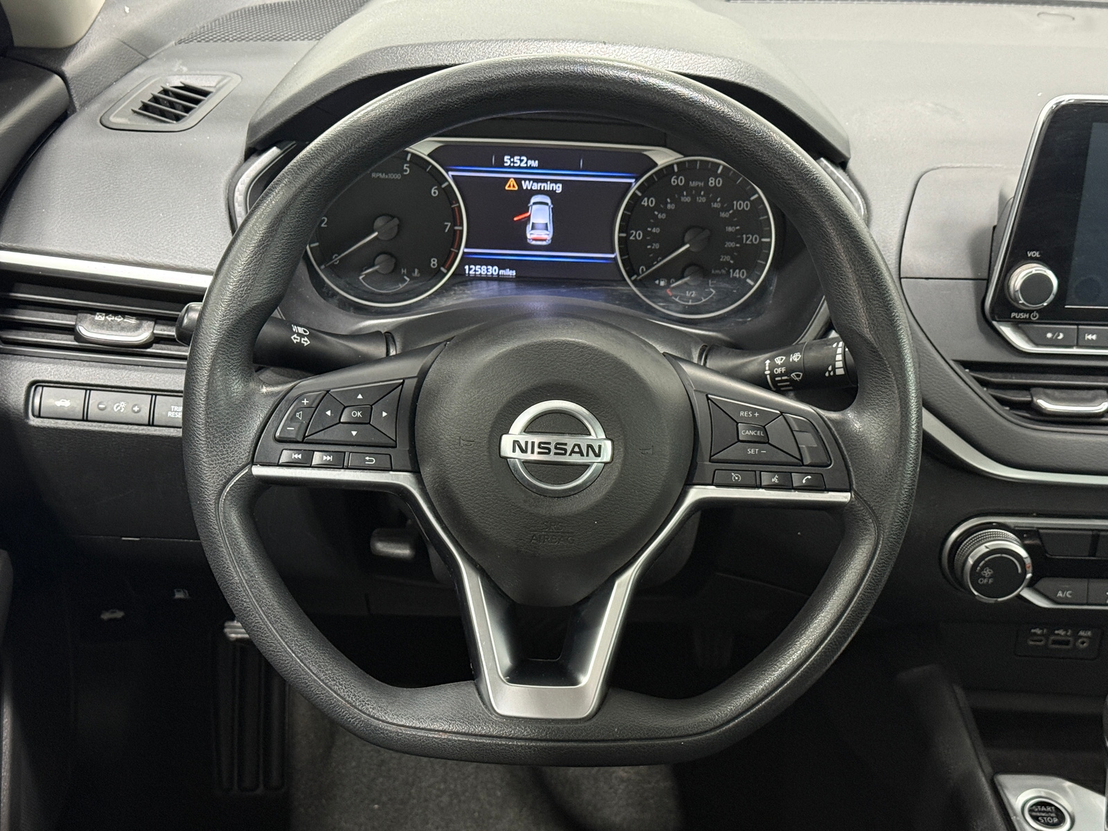 Thumbnail: 2019 Nissan Altima - 5