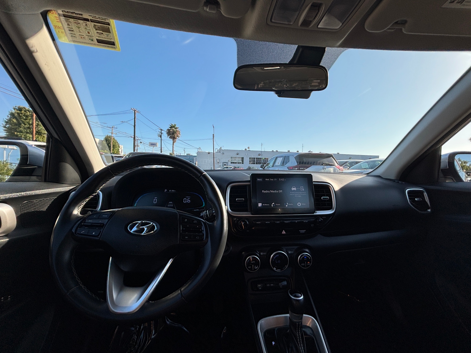 Thumbnail: 2025 Hyundai Venue - 3