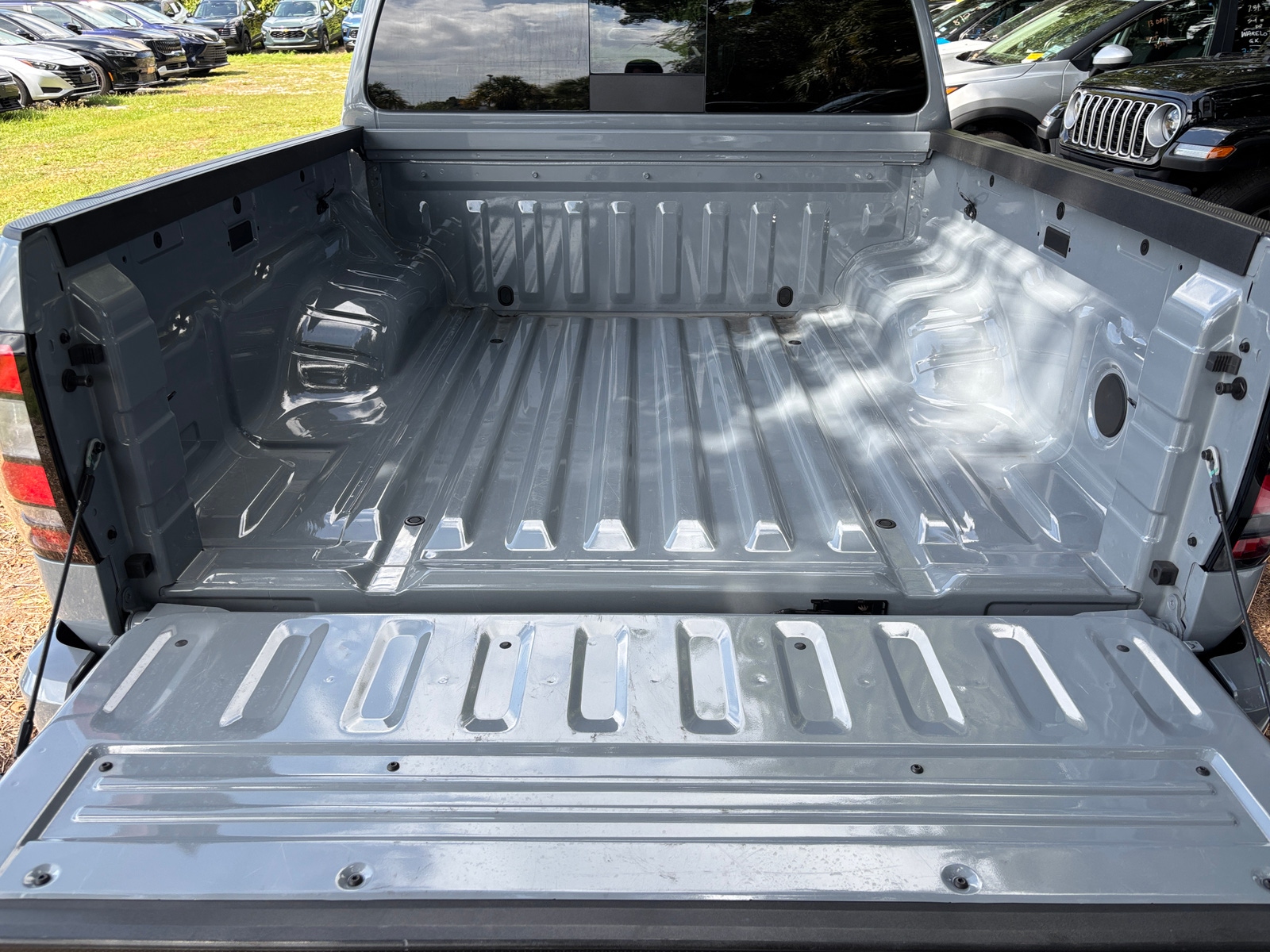 Thumbnail: 2026 Nissan Frontier - 6
