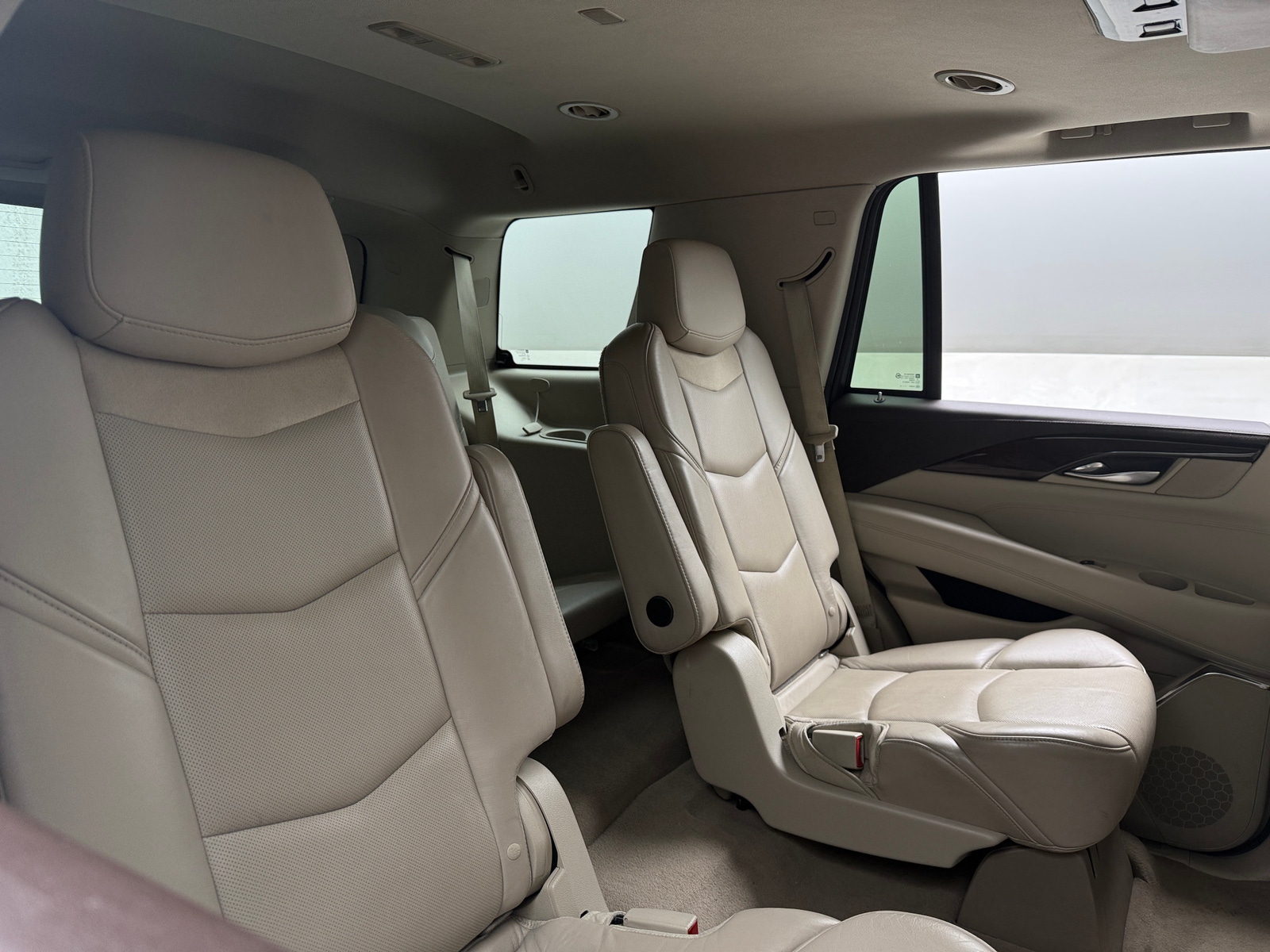 Thumbnail: 2015 Cadillac Escalade - 5