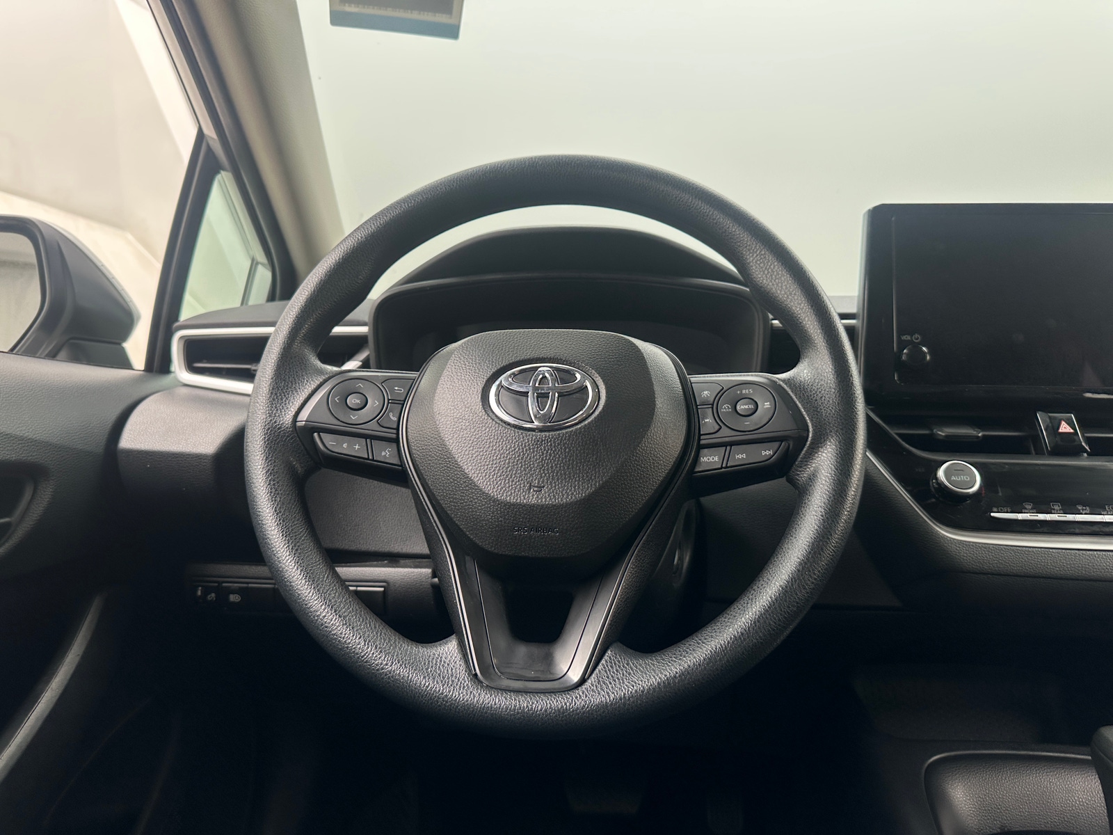 Thumbnail: 2025 Toyota Corolla - 5