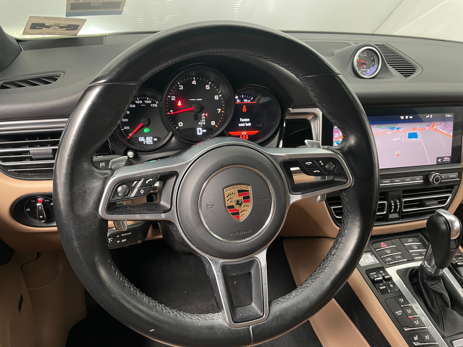 Thumbnail: 2021 Porsche Macan - 4