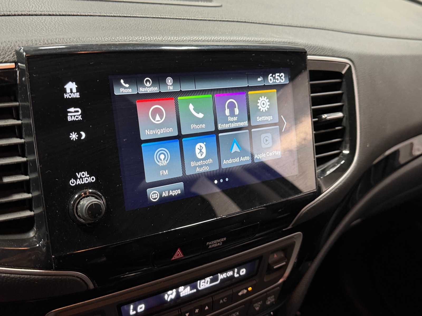 Thumbnail: 2019 Honda Pilot - 3