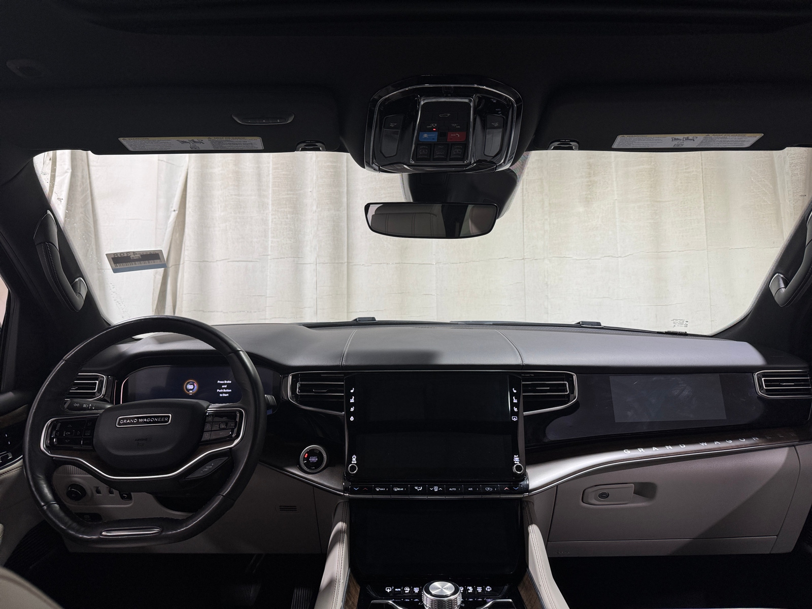 Thumbnail: 2025 Jeep Grand Wagoneer - 2