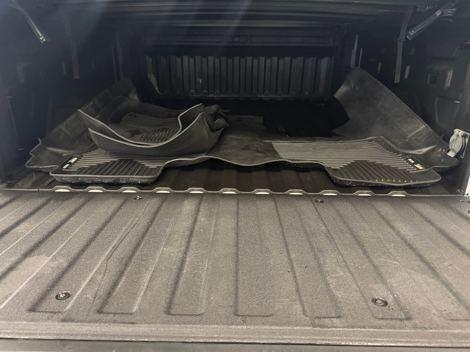 Thumbnail: 2023 Chevrolet Silverado 1500 - 6