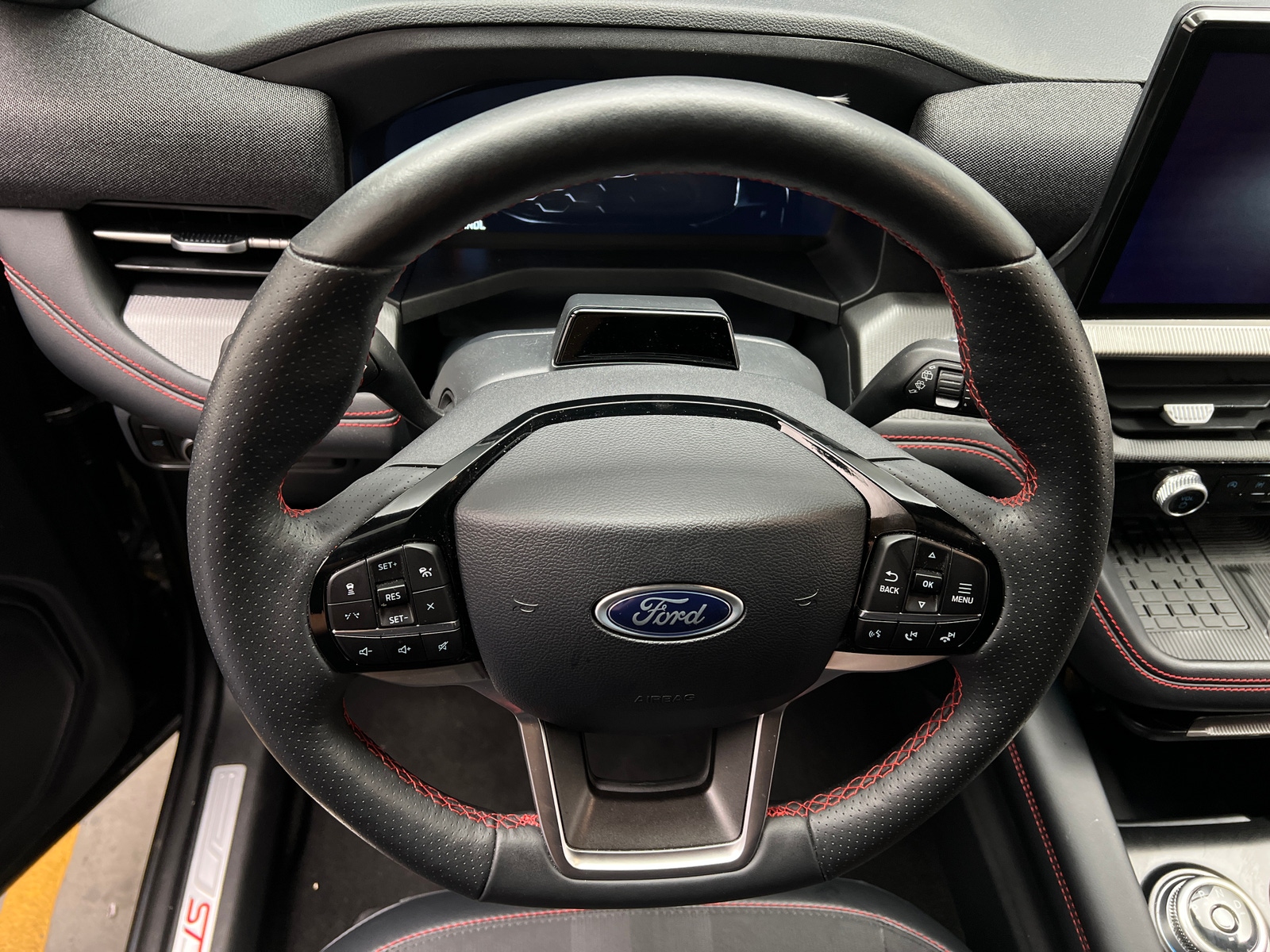 Thumbnail: 2025 Ford Explorer - 4