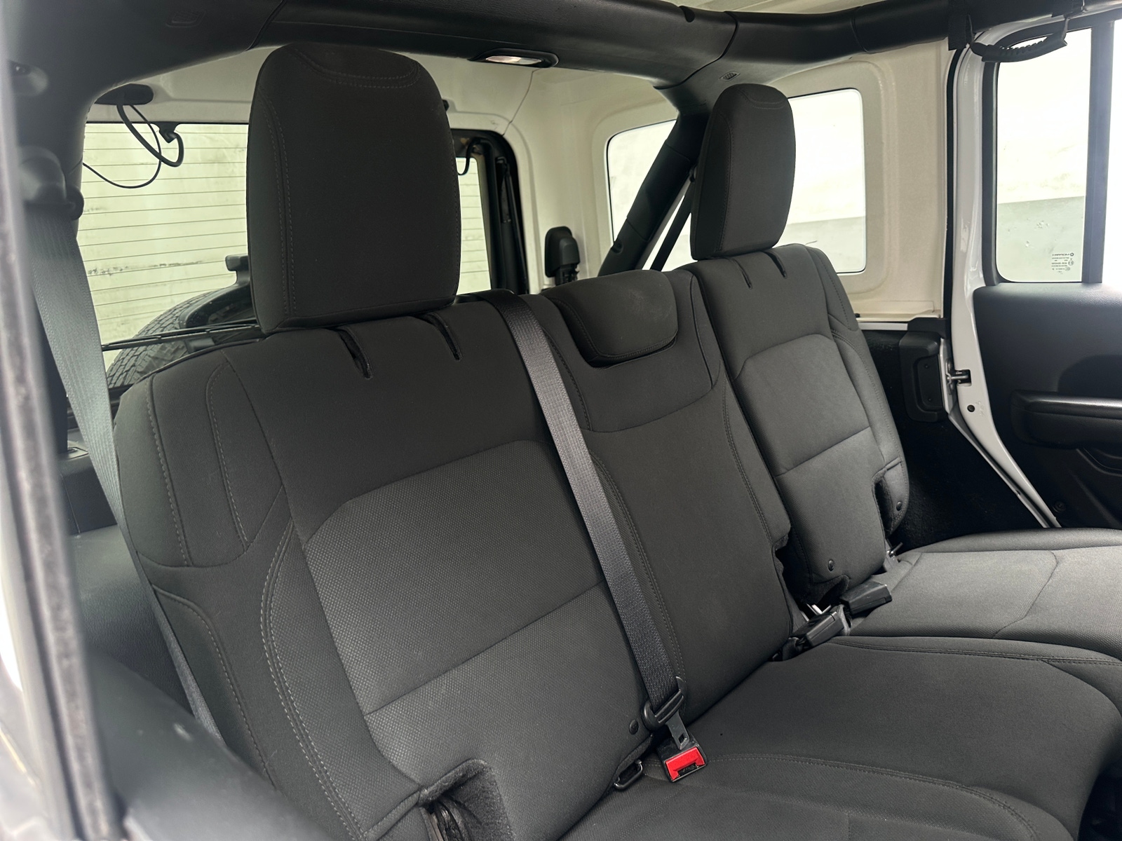Thumbnail: 2018 Jeep Wrangler - 6