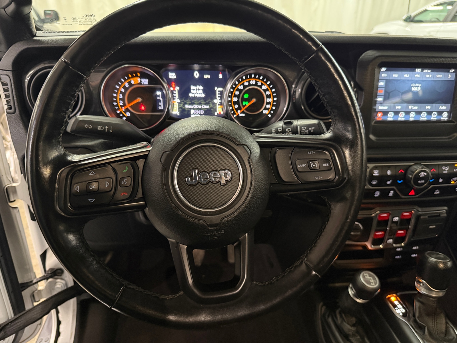 Thumbnail: 2021 Jeep Wrangler - 5